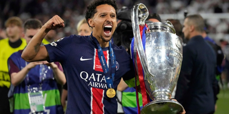 Markus Merk Từng Bắt Những Trận Đấu Lớn Nào Ở Champions League? 4 Markus Merk Từng Bắt Những Trận Đấu Lớn Nào Ở Champions League